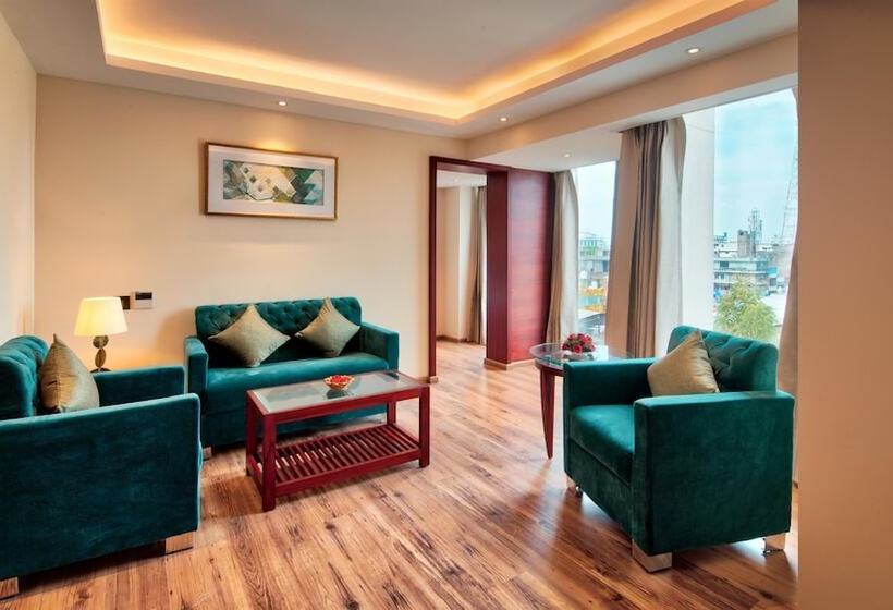 فندق Golden Tulip Essential Jaipur