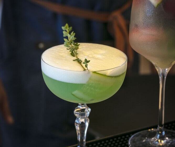 فندق Hilton Garden Inn Bordeaux Centre