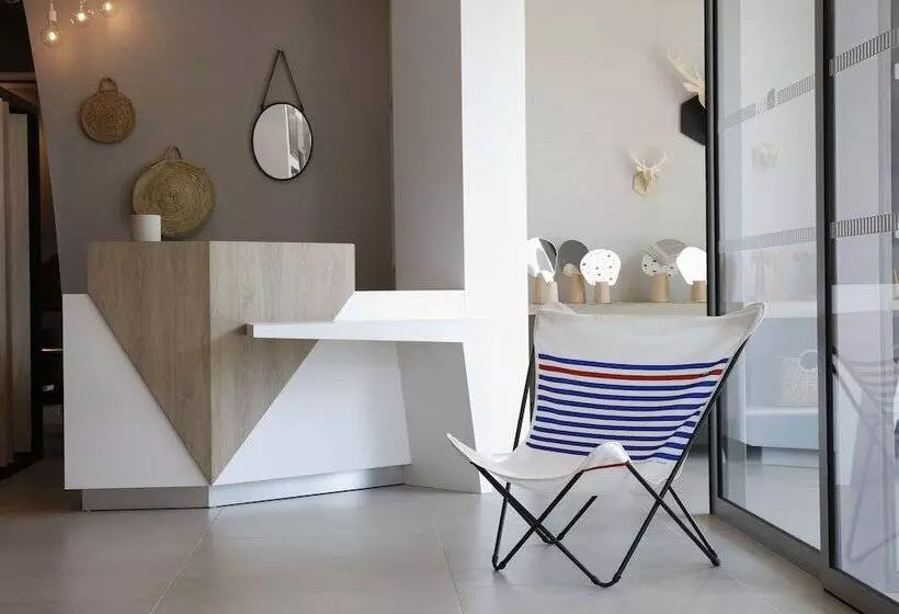 هتل Hilton Garden Inn Bordeaux Centre