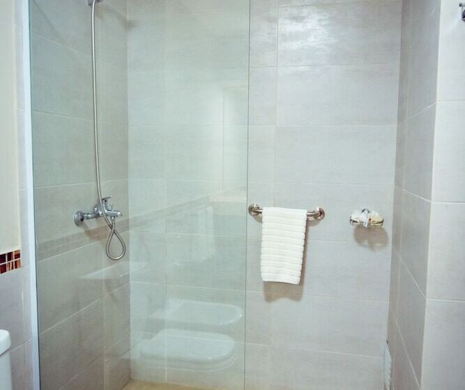 فندق Inga By Dot Suites