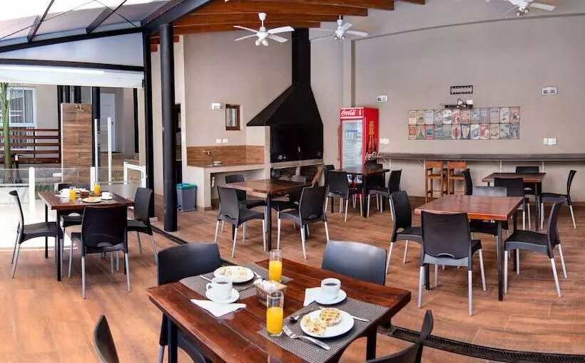 Hotelli Inga By Dot Suites