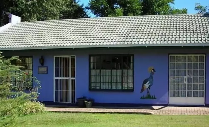 Hotelli Lilac Lodge Purple House