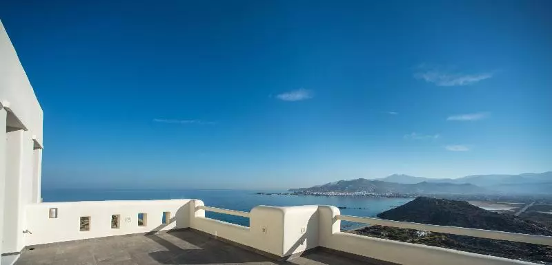 Hotelli Naxos Rock Villas