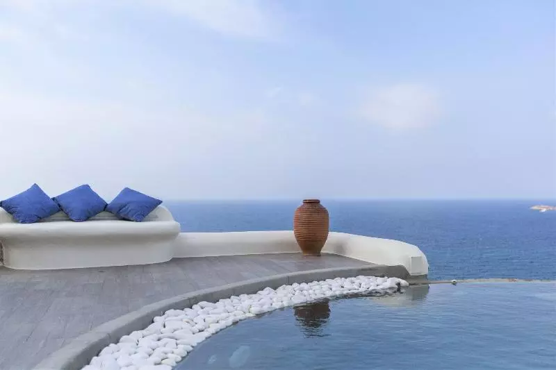 Hotelli Naxos Rock Villas