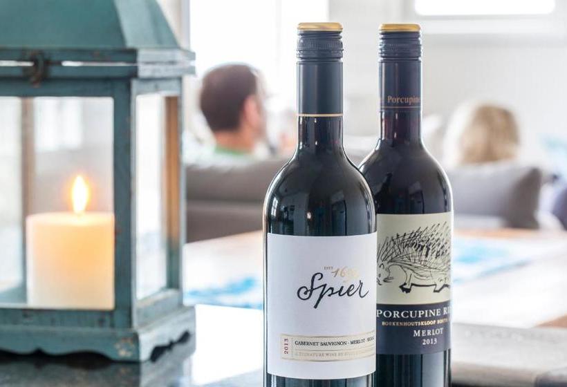 בית מלון כפרי Nine Frinton