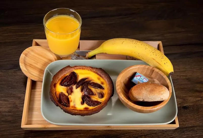 Hotelli Grand Your Home With Common Kitchens With Self Check In