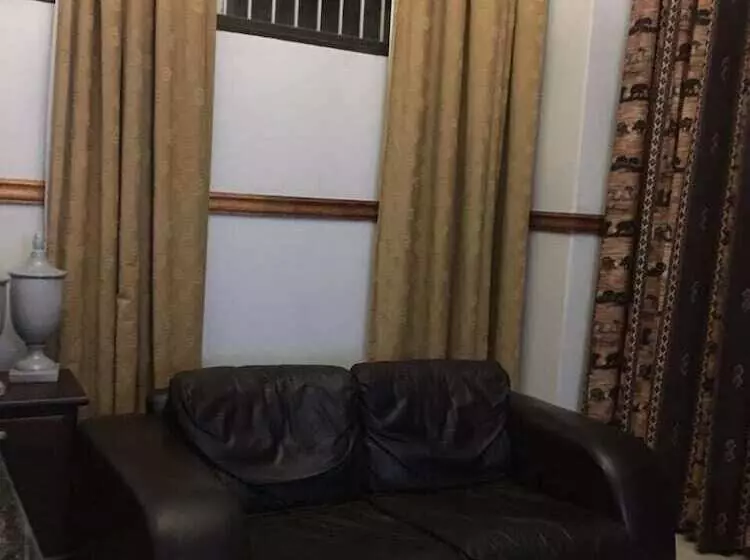 ホテル Tassili Lodge