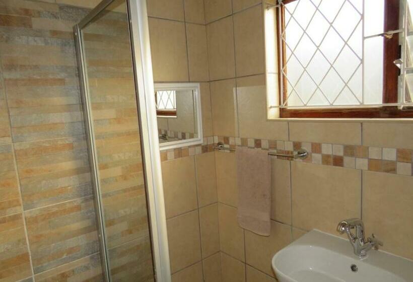 בית מלון כפרי The Musafer Travel Lodge