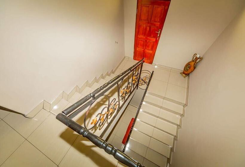 בית מלון כפרי The Musafer Travel Lodge