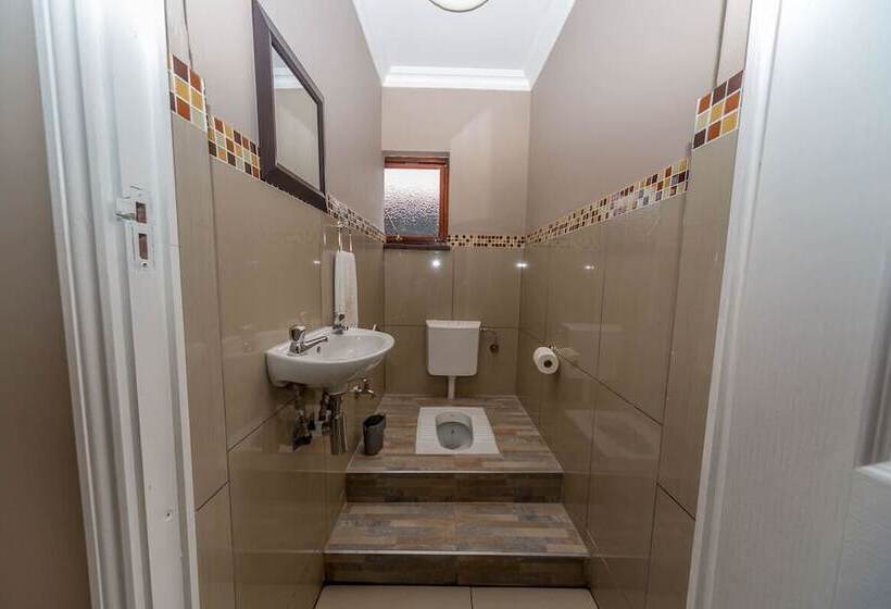 בית מלון כפרי The Musafer Travel Lodge