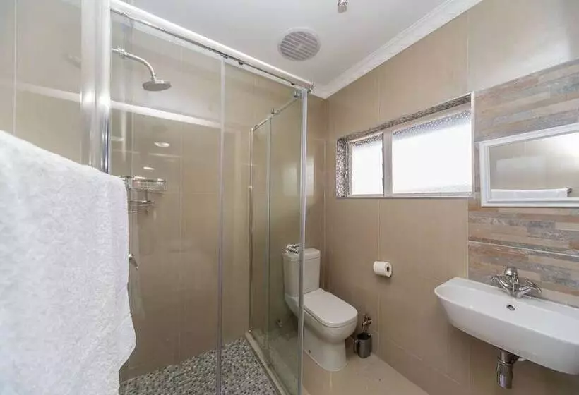 ホテル The Musafer Travel Lodge
