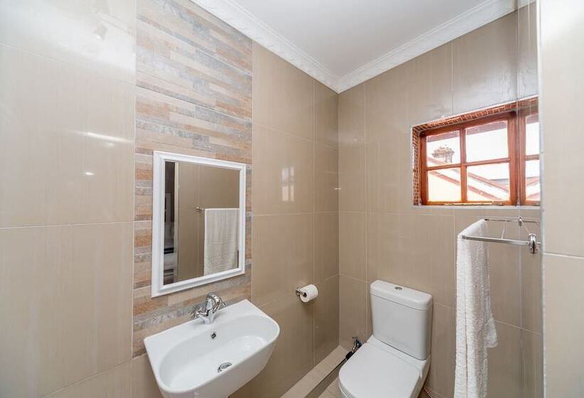 בית מלון כפרי The Musafer Travel Lodge