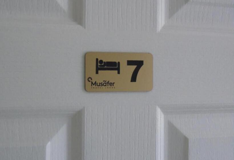 בית מלון כפרי The Musafer Travel Lodge