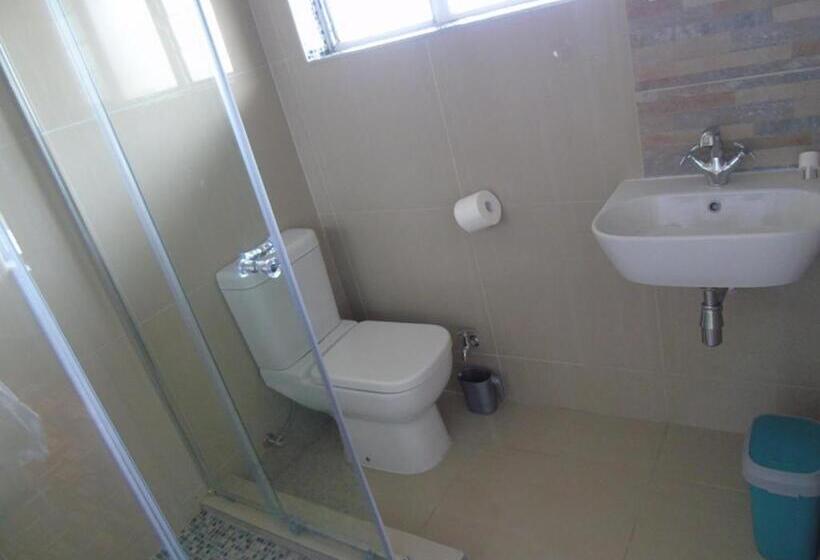 בית מלון כפרי The Musafer Travel Lodge