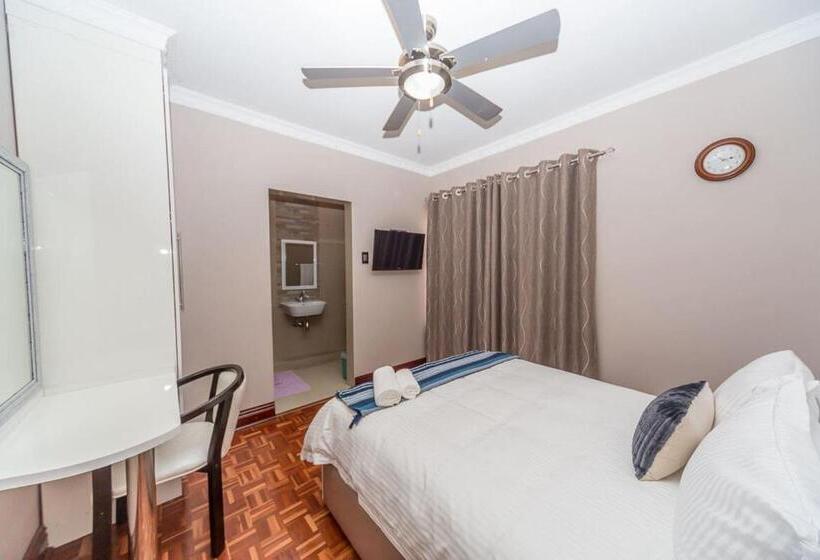 בית מלון כפרי The Musafer Travel Lodge