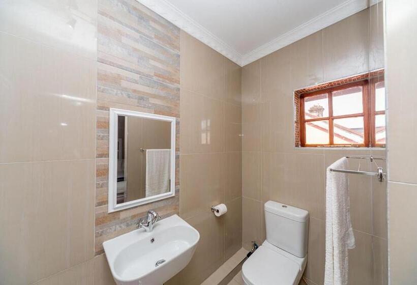 בית מלון כפרי The Musafer Travel Lodge