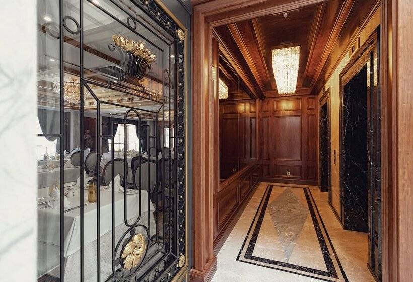 Tsar Palace Luxury Hotel & Spa