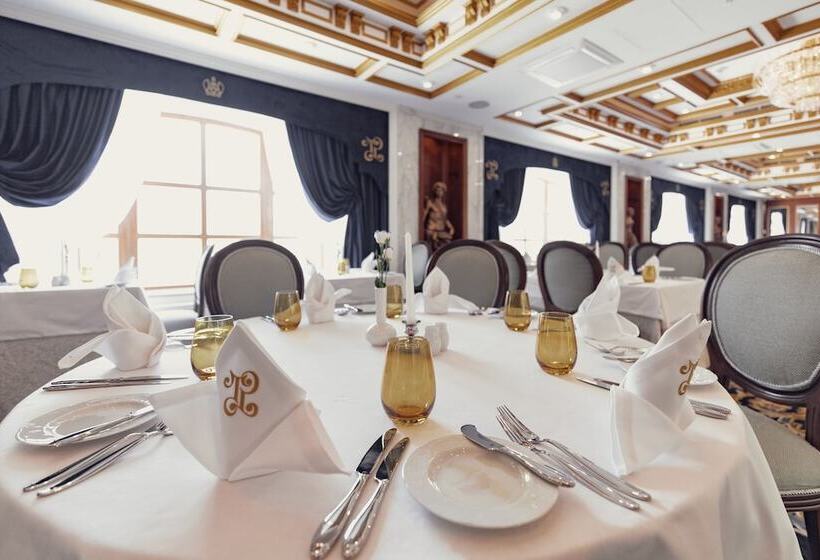 Tsar Palace Luxury Hotel & Spa