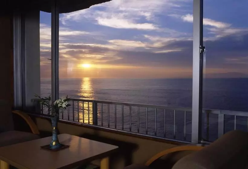 Hotelli Atagawa Yamatokan