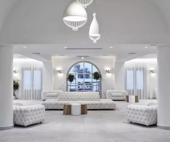 Hotelli Costa Grand Resort & Spa