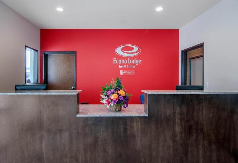 فندق Econo Lodge Inn & Suites