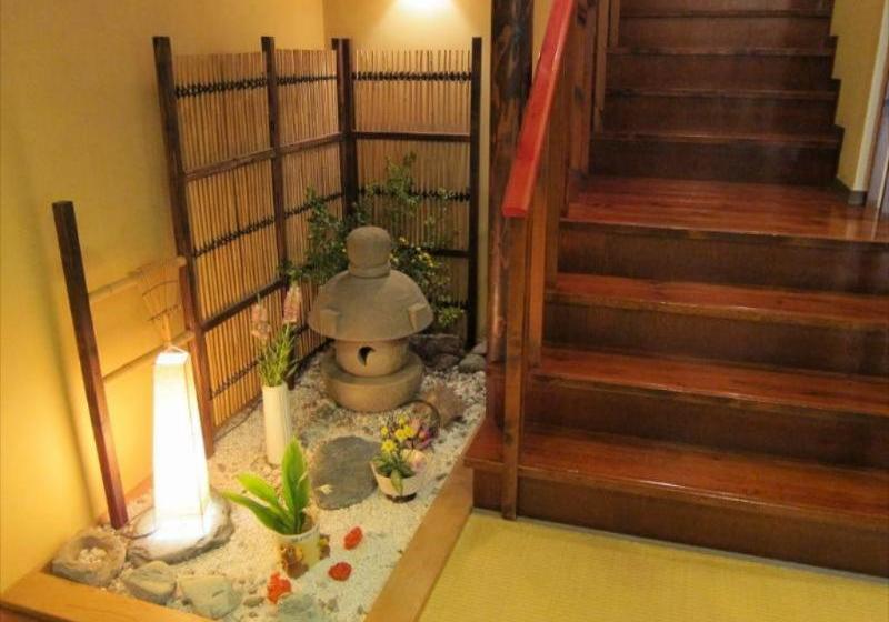 Отель Hana Ryokan Iwatoya