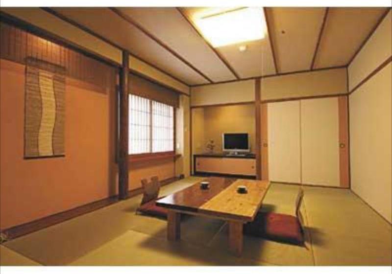Отель Hana Ryokan Iwatoya