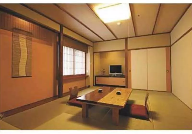 Hotelli Hana Ryokan Iwatoya