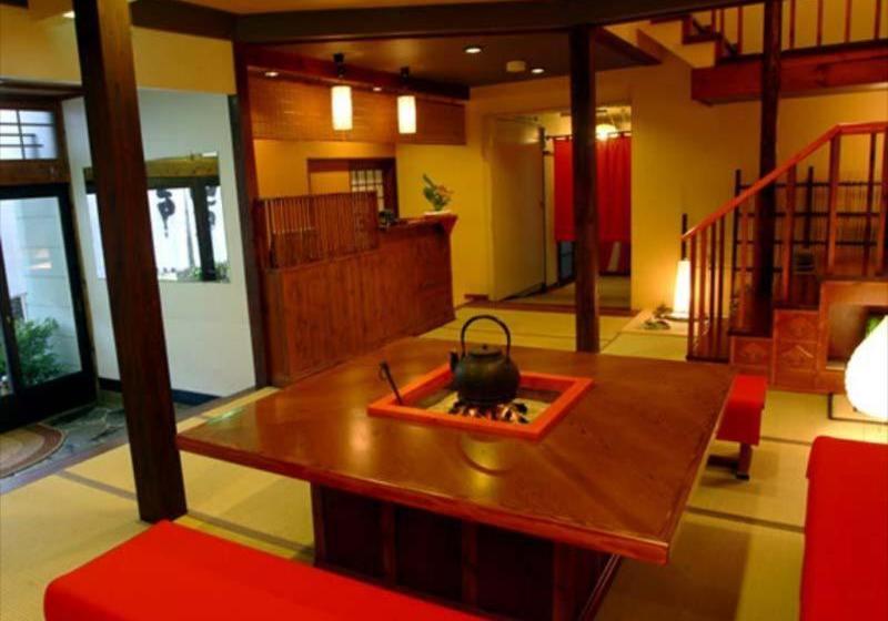 Отель Hana Ryokan Iwatoya