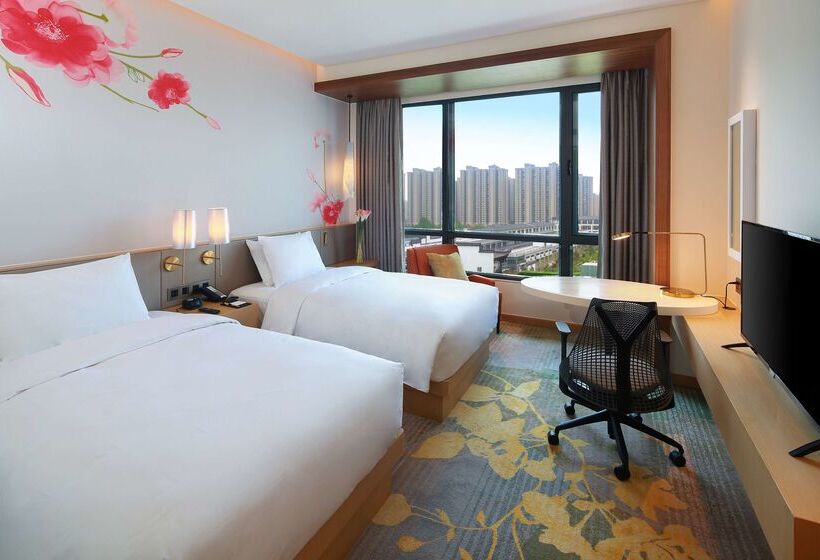 Отель Hilton Garden Inn Qidong