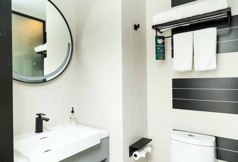 Hotel Ibis Tianjin Wuqing