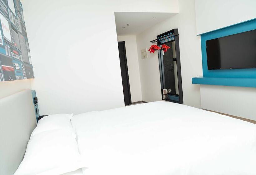 Hotel Ibis Tianjin Wuqing