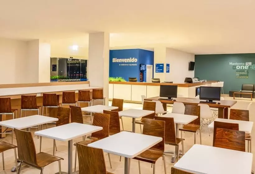 ホテル One Ciudad De Mexico La Raza