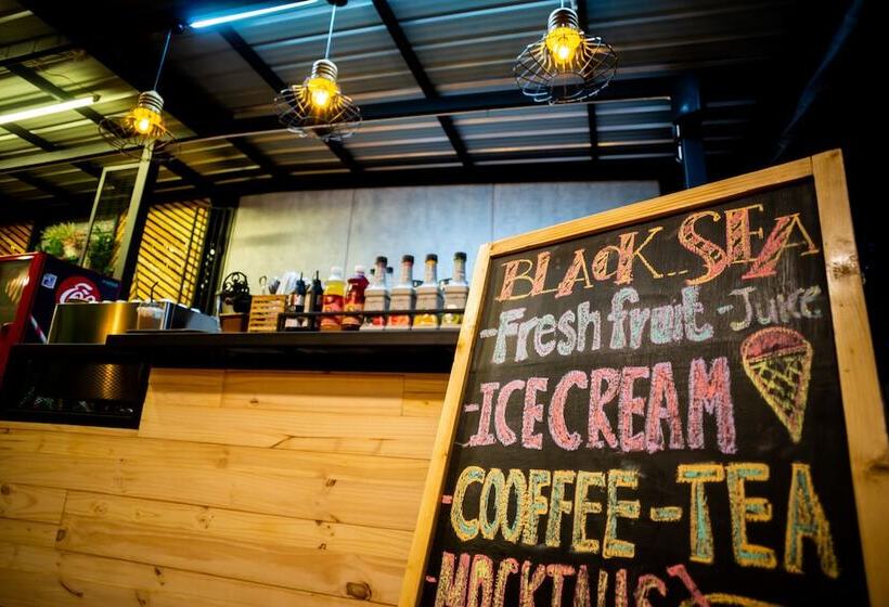 בית מלון כפרי Seesea Resort