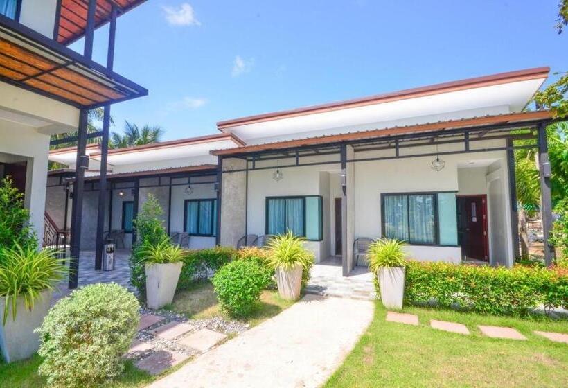 בית מלון כפרי Seesea Resort