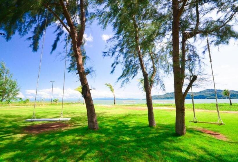 בית מלון כפרי Seesea Resort