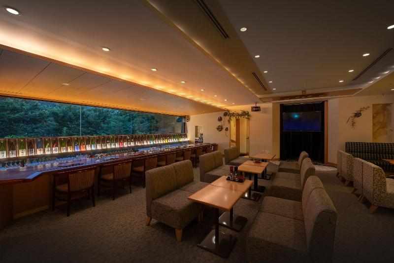 Отель Iizaka Onsen Surikamitei Ohtori