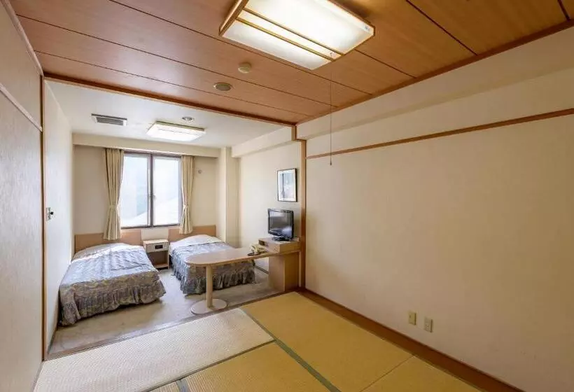 هتل Tagawa