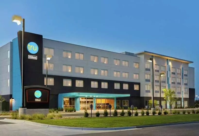 هتل Tru By Hilton Wichita Northeast