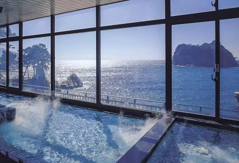 Hotelli Umibenokakureyu Seiryu