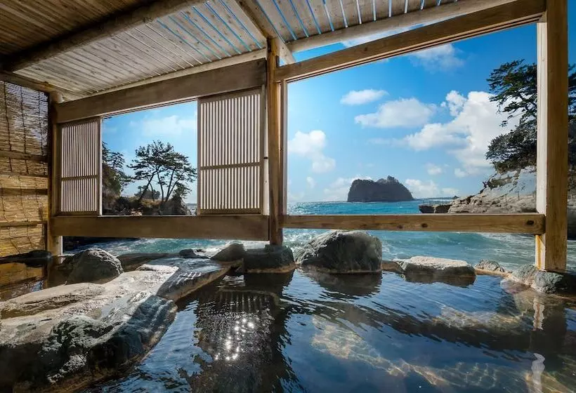 Hotelli Umibenokakureyu Seiryu