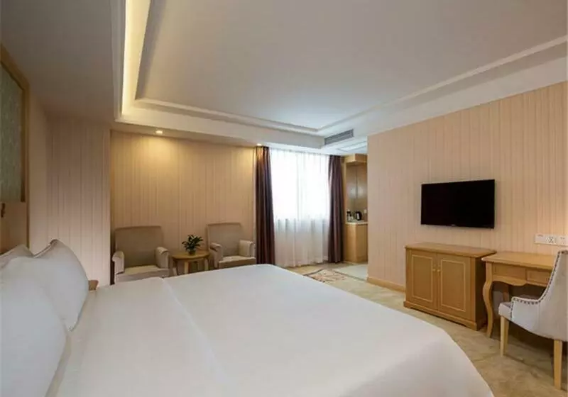 Vienna Hotel Shenzhen East Railway Station