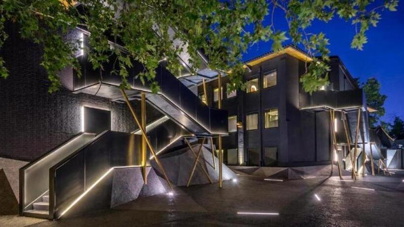 호텔 Blossom House Beijing Houhai