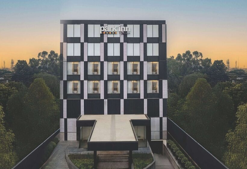 هتل Park Inn By Radisson Jalandhar