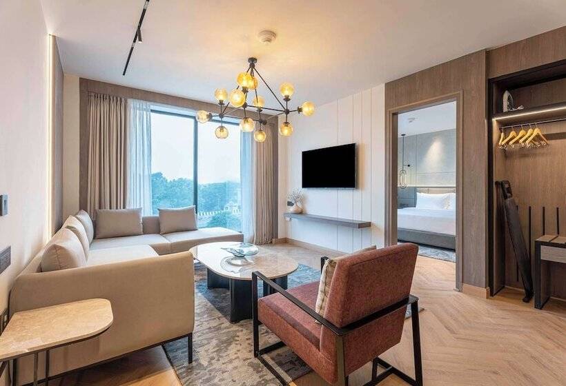 هتل Park Inn By Radisson Jalandhar