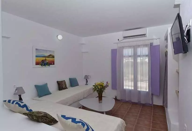 Analypsi Houses