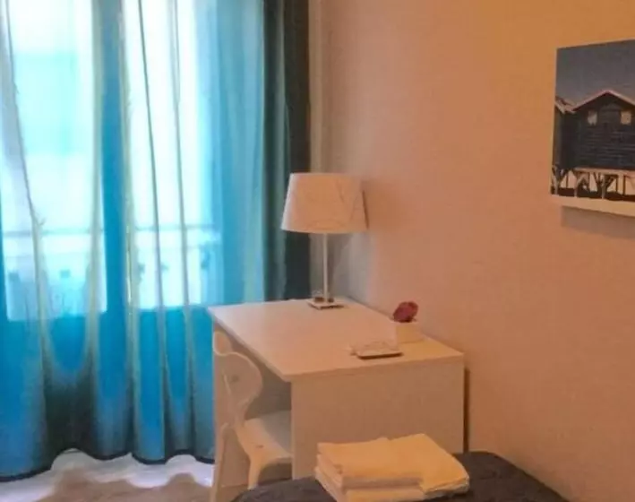 هتل 4rooms B&b Salerno
