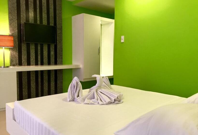 Отель Amable Suites