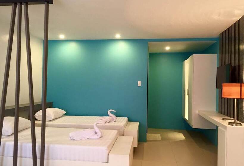 Отель Amable Suites