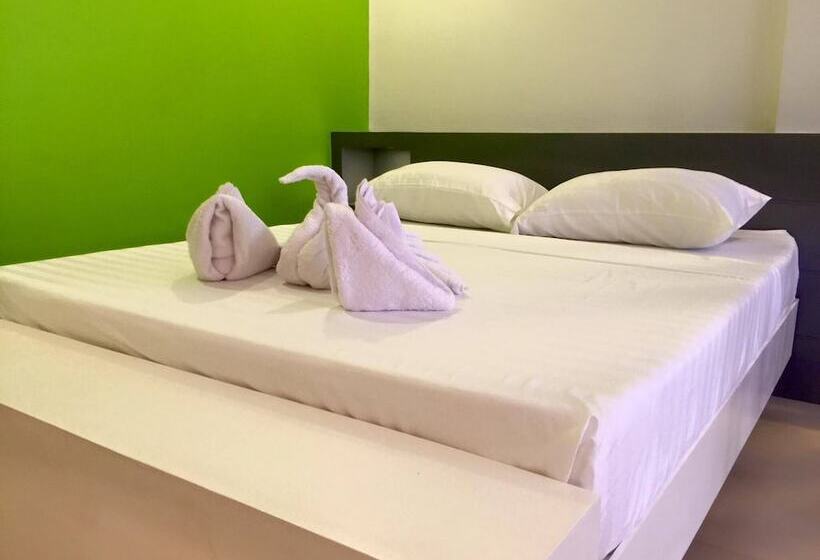 Отель Amable Suites